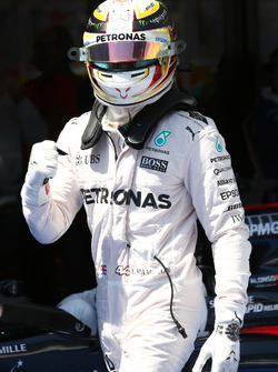 Обладатель поула - Льюис Хэмилтон, Mercedes Petronas AMG F1