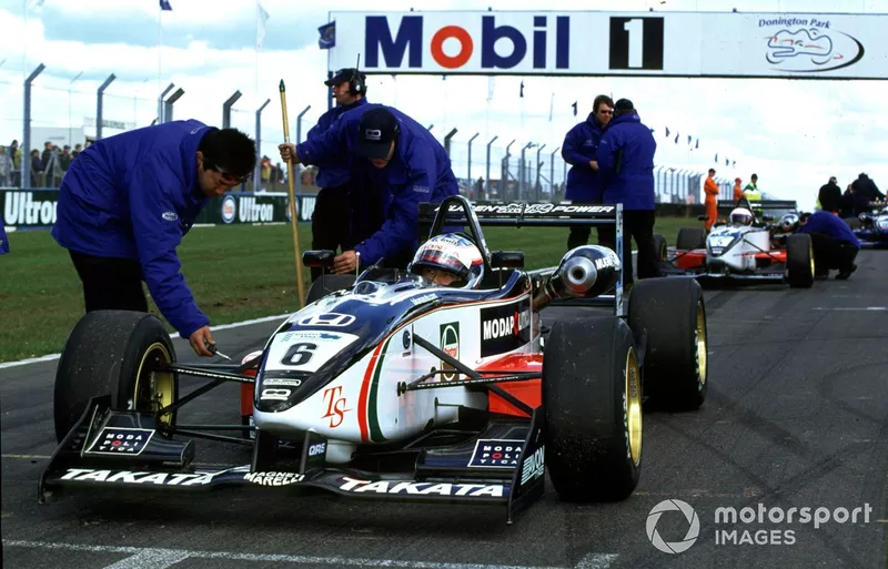 佐藤琢磨：2001年イギリスF3／ドニントンパーク
