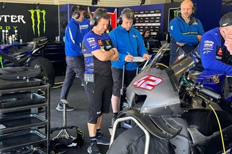 Yamaha YZR-M1 dirancang oleh Alex Rins, Tim Balap Pabrik Yamaha 
