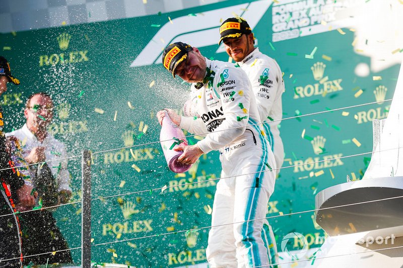 Podyum: 2. Lewis Hamilton, Mercedes AMG F1, yarış galibi Valtteri Bottas, Mercedes AMG F1, 3. Max Verstappen, Red Bull Racing