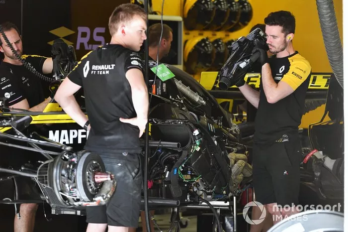Compartimiento del motor del Renault RS19