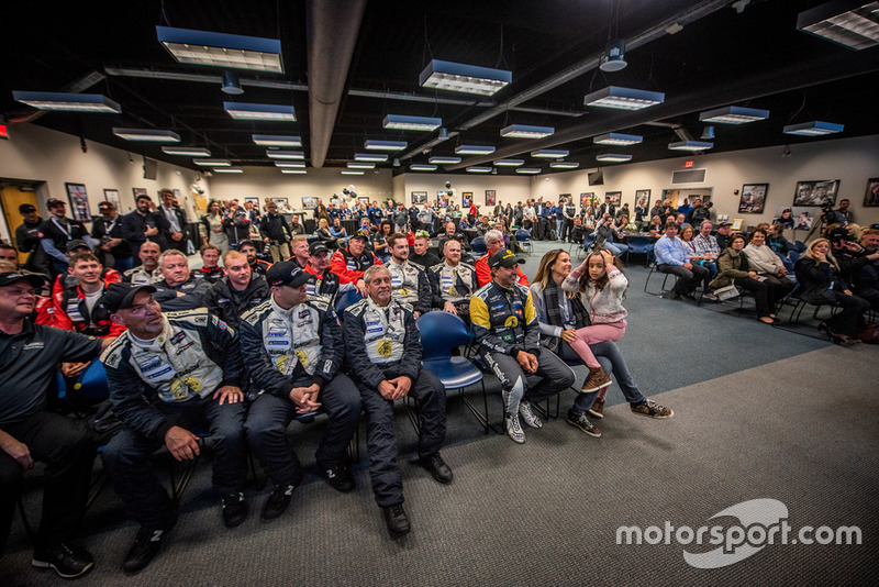 Homenagem a Christian Fittipaldi antes das 24 Horas de Daytona