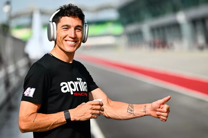 Aleix Espargaró, Aprilia Racing