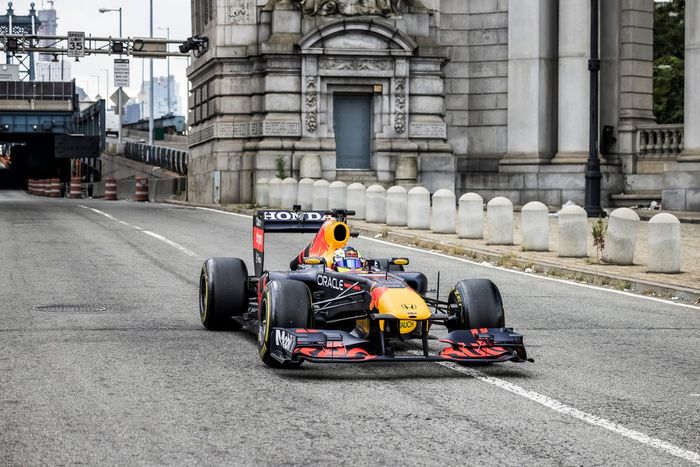 Red Bull Racing RB7 in New York