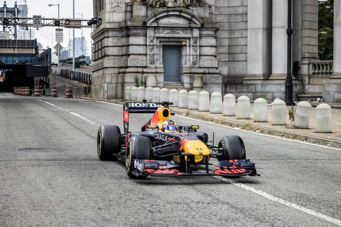 El Red Bull Racing RB7 en New York