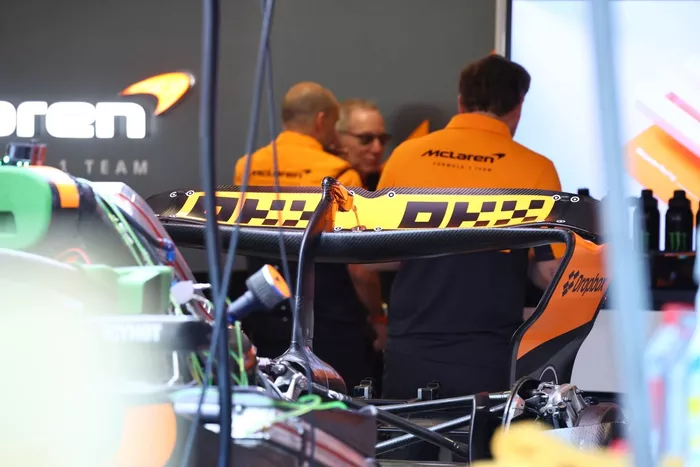 McLaren MCL38 detalles técnicos