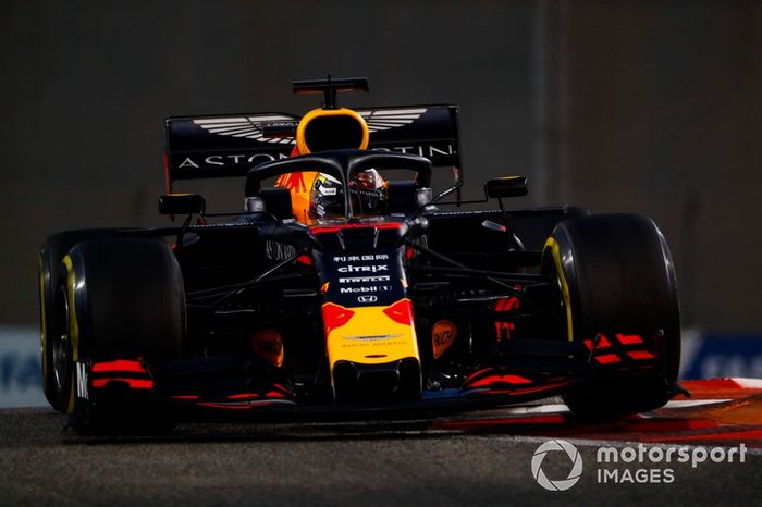 Max Verstappen-Red Bull-33