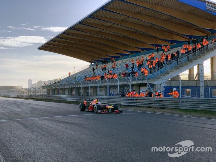 Max Verstappen, Red Bull RB8