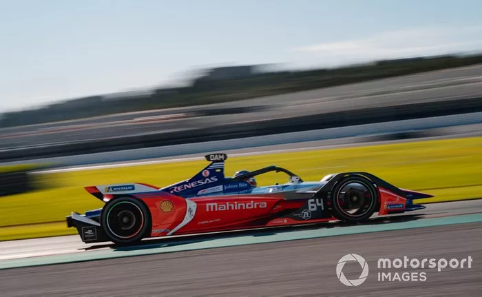 10º Jérôme d'Ambrosio, Mahindra Racing, M6Electro (1:15.454)