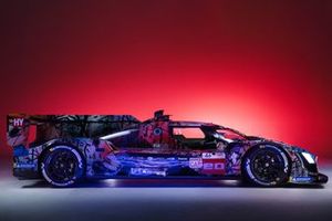 BMW Mハイブリッド V8 ルマン24h 2024 BMW M Hybrid V8 LMDh PURE V8 SOUND! 24H Le Mans 2024 - YouTube