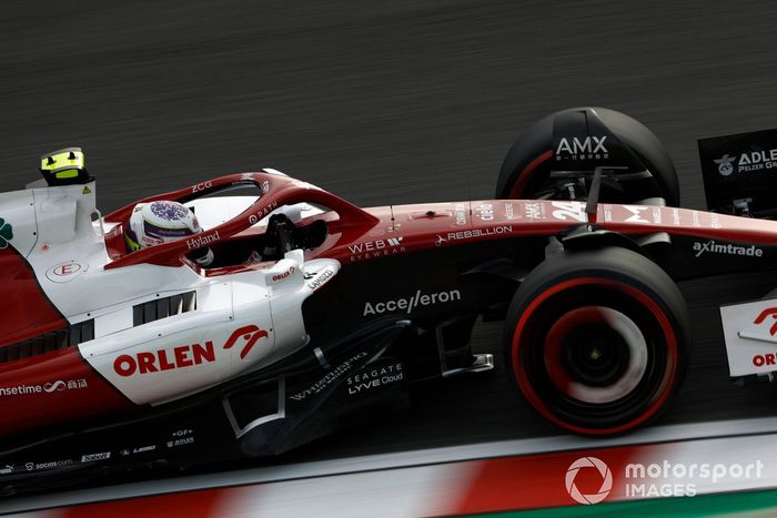 Zhou Guanyu, Alfa Romeo C42