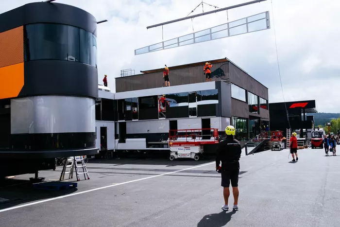 Paddock voorbereiding