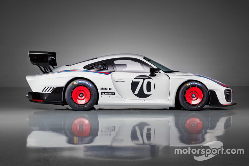 Clubsport race car Porsche 935