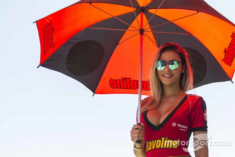Chica de la parrilla