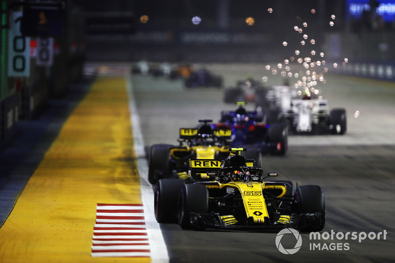 Carlos Sainz Jr., Renault Sport F1 Team R.S. 18, Nico Hulkenberg, Renault Sport F1 Team R.S. 18, Brendon Hartley, Toro Rosso STR13 Honda, y Marcus Ericsson, Alfa Romeo Sauber C37