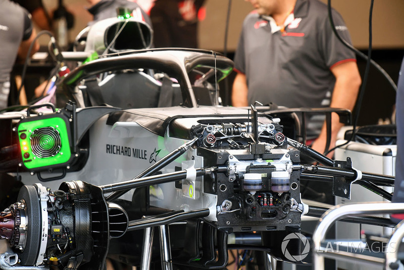 Haas F1 Team VF-18 şasi detay