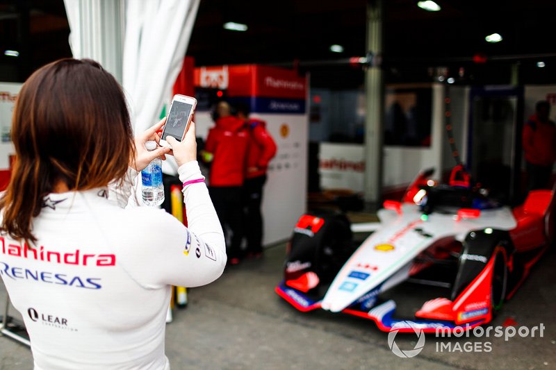 Кетрін Лег, Mahindra Racing