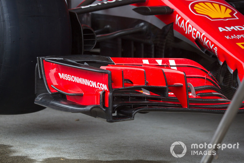 Переднє антикрило Ferrari SF71H з новою лівреєю