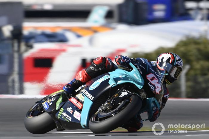 Andrea Dovizioso, Petronas Yamaha SRT