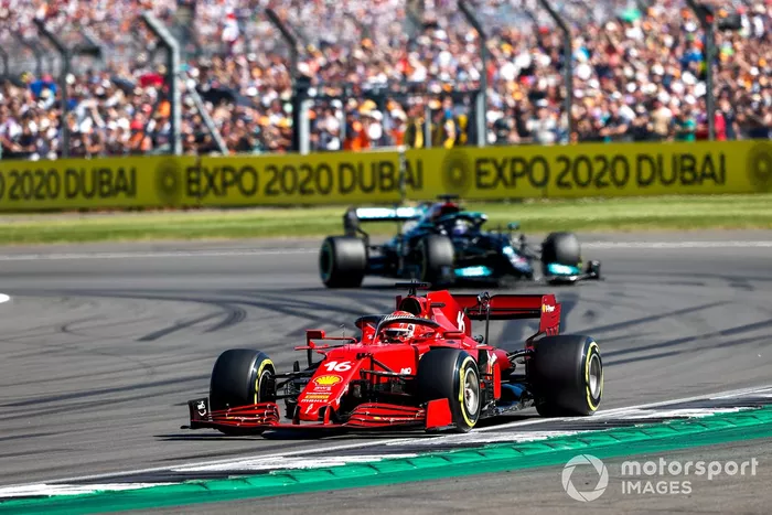 Charles Leclerc, Ferrari SF21, Lewis Hamilton, Mercedes W12