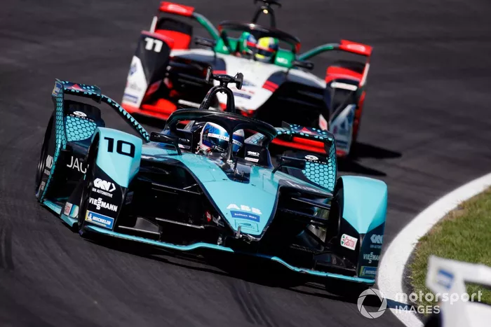 Sam Bird, Jaguar Racing, Jaguar I-TYPE 5, Lucas Di Grassi, Audi Sport ABT Schaeffler, Audi e-tron FE07