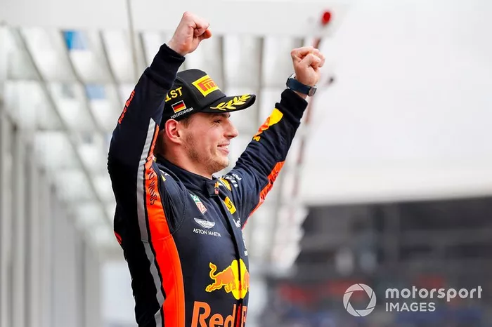 Red Bull: Max Verstappen - Confirmado