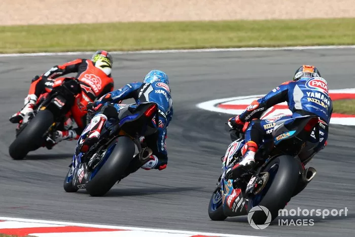 Chaz Davies, Aruba.it Racing-Ducati Team, Marco Melandri, GRT Yamaha WorldSBK, Michael van der Mark, Pata Yamaha