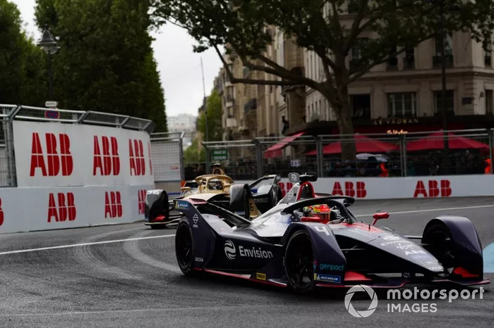 Robin Frijns, Envision Virgin Racing, Audi e-tron FE05, con el alerón dañado, Andre Lotterer, DS TECHEETAH, DS E-Tense FE19