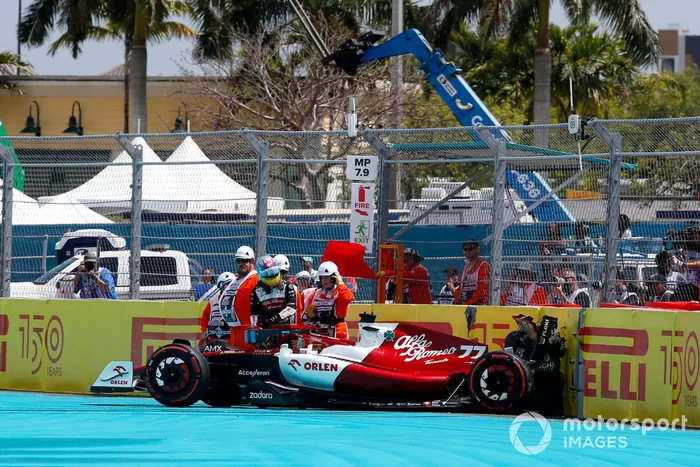 Valtteri Bottas, Alfa Romeo C42 tras su accidente