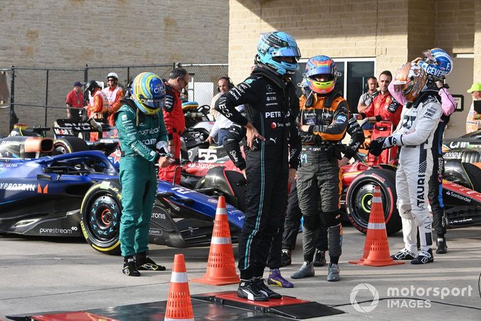 George Russell, Mercedes-AMG, Fernando Alonso, Aston Martin F1 Team, Oscar Piastri, McLaren, Daniel Ricciardo, Scuderia AlphaTauri, opinan tras la carrera Sprint