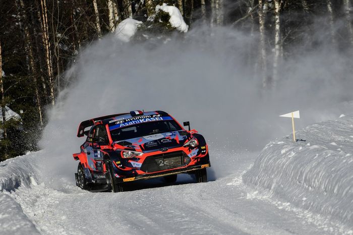 Pierre-Louis Loubet, Vincent Landais, Hyundai 2C Competition Hyundai i20 Coupe WRC