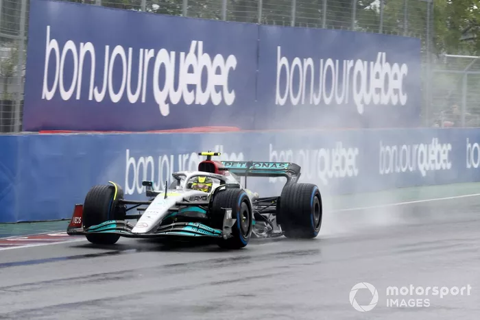 Lewis Hamilton, Mercedes W13