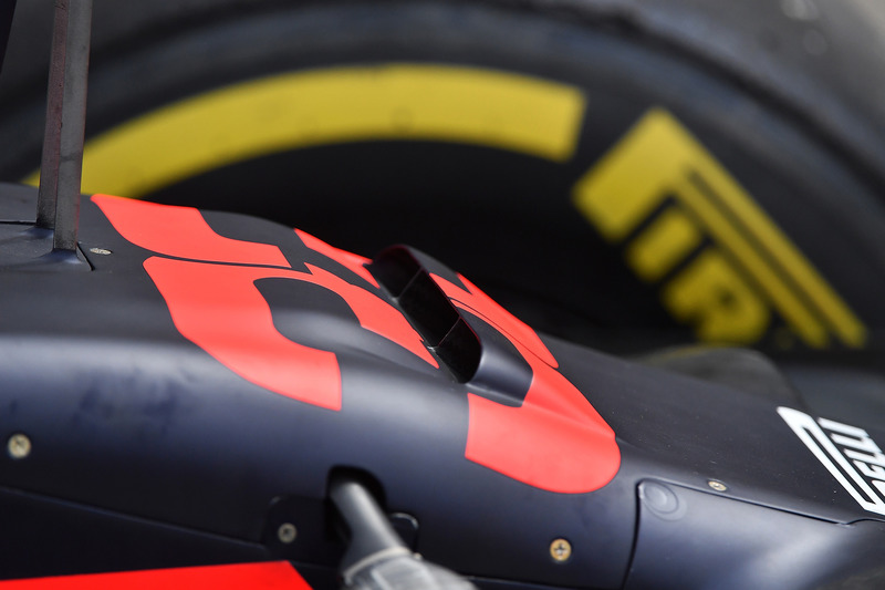 Red Bull Racing RB14 nose detail 