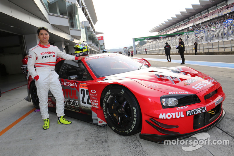 星野一樹/MOTUL PITWORK GT-R(R34 スカイライン GT-R 2003 年 GT500 仕様)