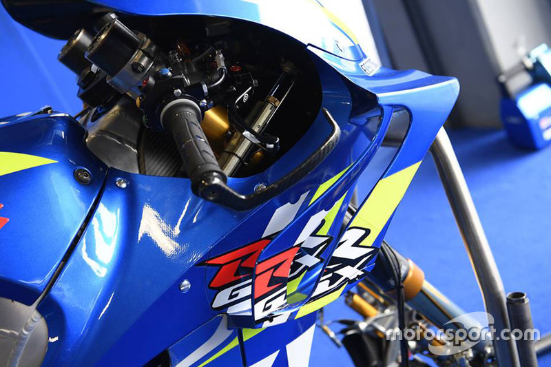 Detalle del carenado de la moto de Alex Rins, Team Suzuki MotoGP