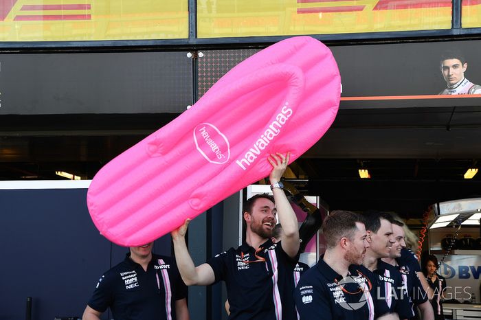 Force India anuncia a Havaianas chanclas como patrocinador
