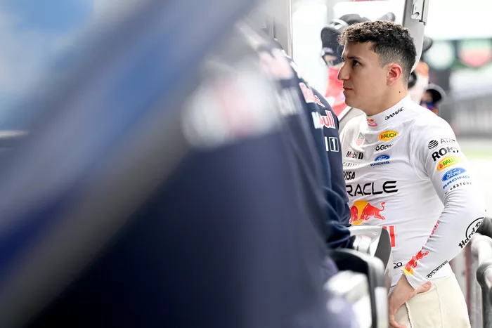 Isack Hadjar, Red Bull Racing