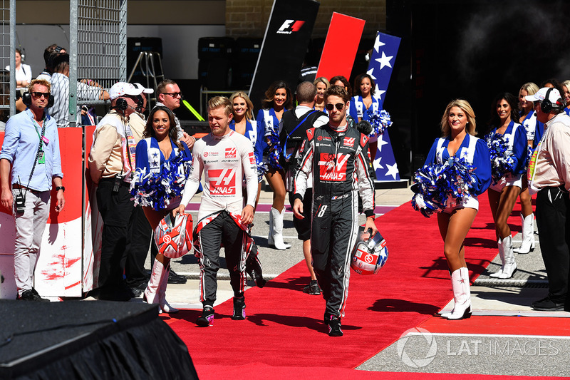 Kevin Magnussen, Haas F1 y Romain Grosjean, Haas F1
