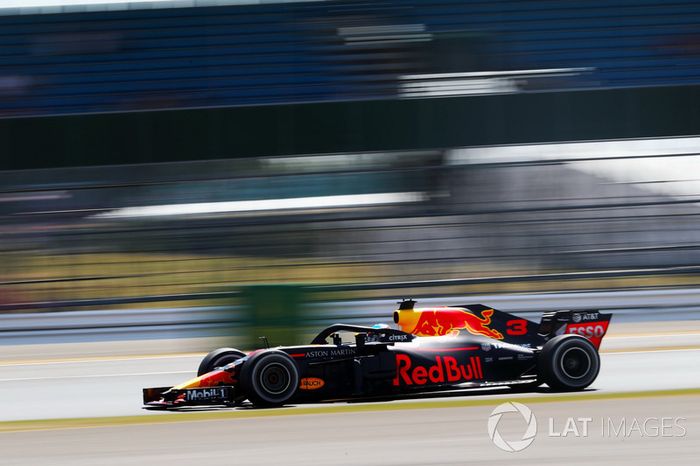 14º Daniel Ricciardo, Red Bull Racing RB14 (524 vueltas)