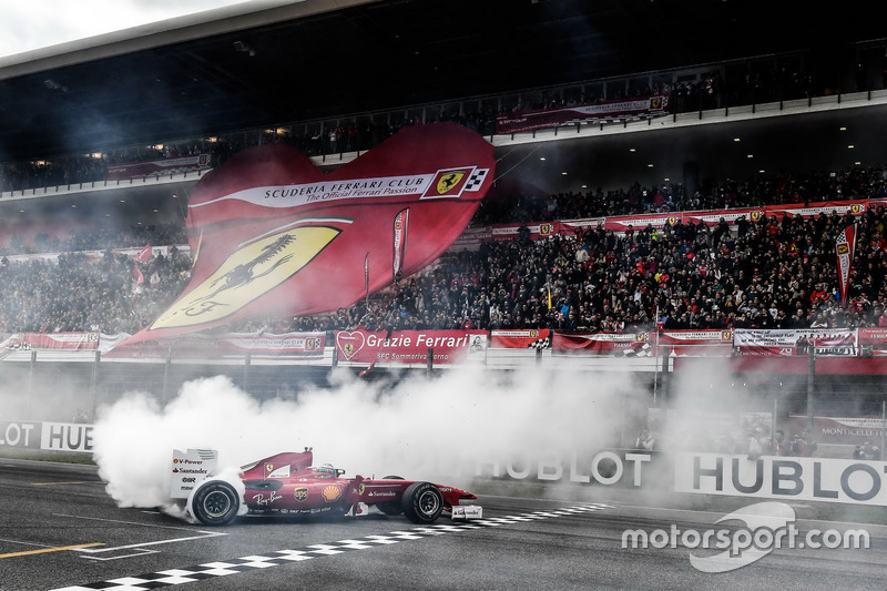 Show Ferrari F1