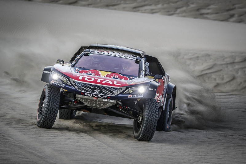 #303 Peugeot Sport Peugeot 3008 DKR: Carlos Sainz, Lucas Cruz