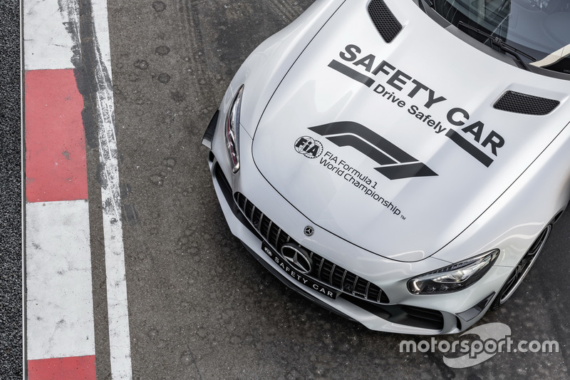 2018 Mercedes-AMG GT R Official F1 Safety Car