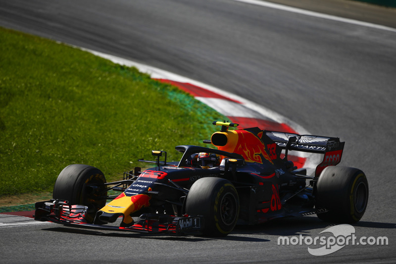 Verstappen, işlerin kontrol altında olduğunu söylüyor