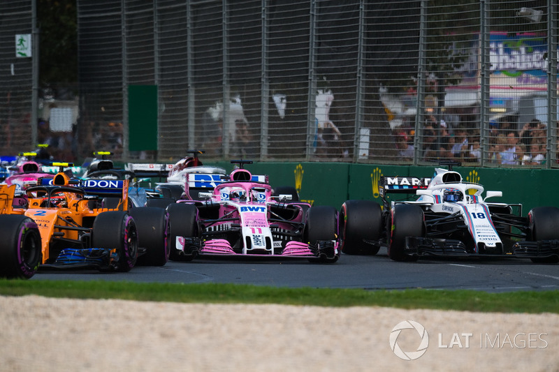 Sergio Perez, Force India VJM11 and Lance Stroll, Williams FW41