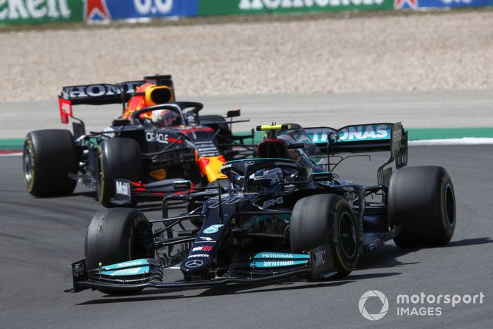 Valtteri Bottas, Mercedes W12, Max Verstappen, Red Bull Racing RB16B