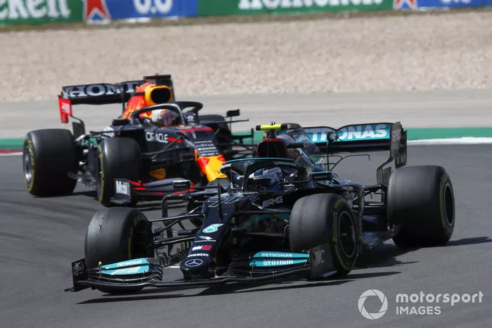 Valtteri Bottas, Mercedes W12, Max Verstappen, Red Bull Racing RB16B