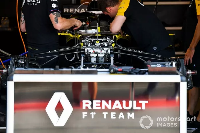 Suspensión delantera del Renault R.S.19 