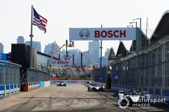 Jose Maria Lopez, Dragon Racing, Penske EV-3 Maximillian Gunther, GEOX Dragon Racing, Penske EV-3