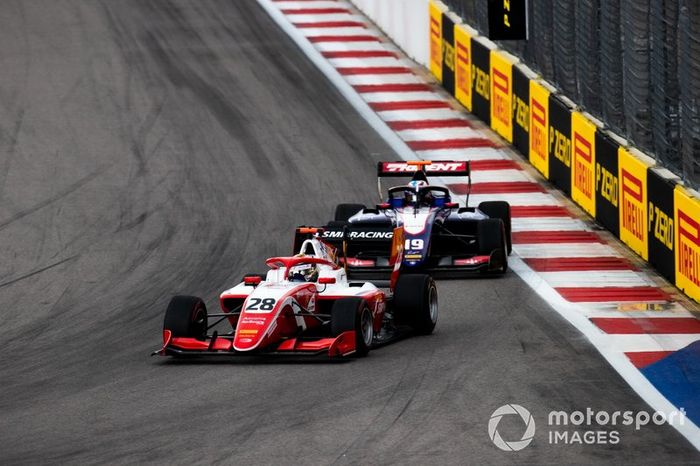 Robert Shwartzman, PREMA Racing y Niko Kari, Trident