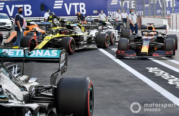 Segundo puesto Max Verstappen, Red Bull Racing RB16